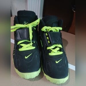 Nike Kids Sneakers Black with Neon Accents